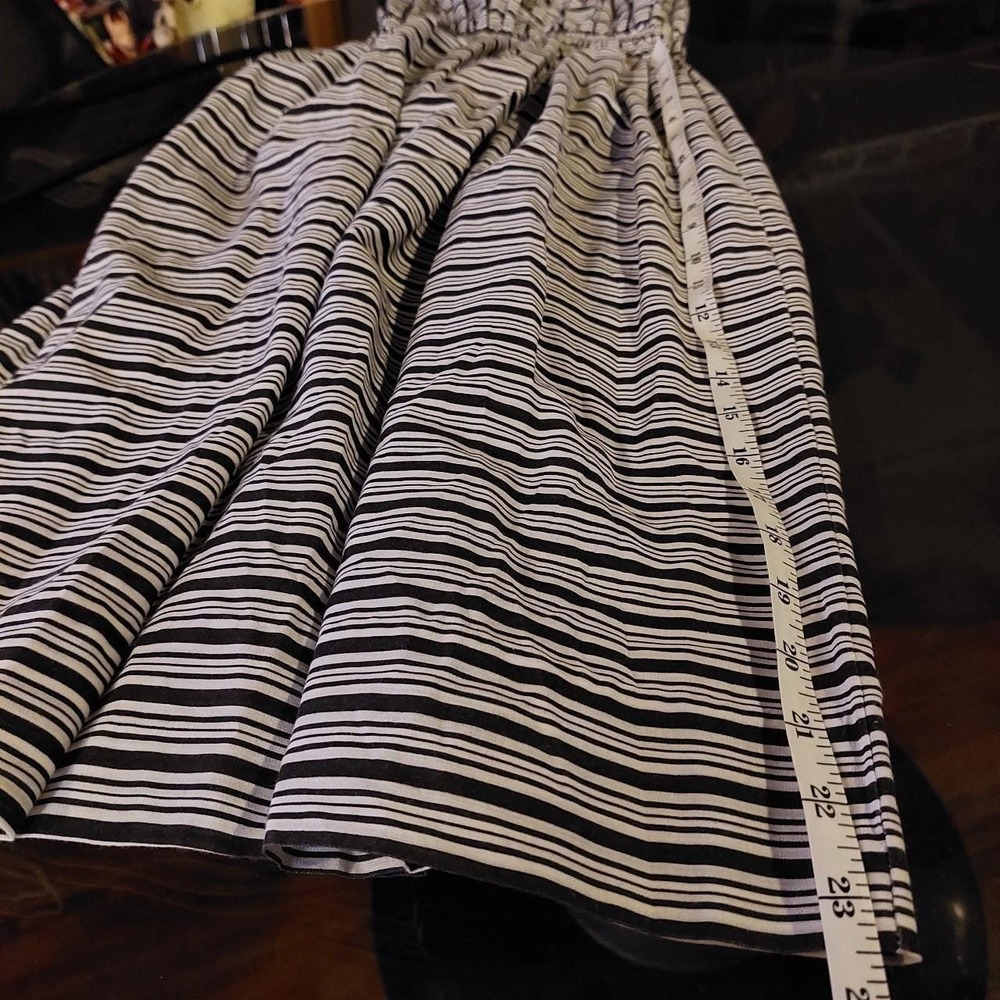 Vintage homemade black and white striped dress with elastic stretchy top. - Picture 5 of 5